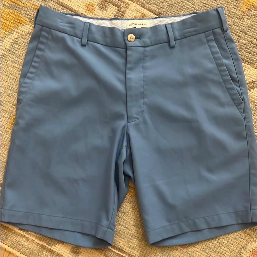 Peter Millar blue men’s athletic material short. Sz 30